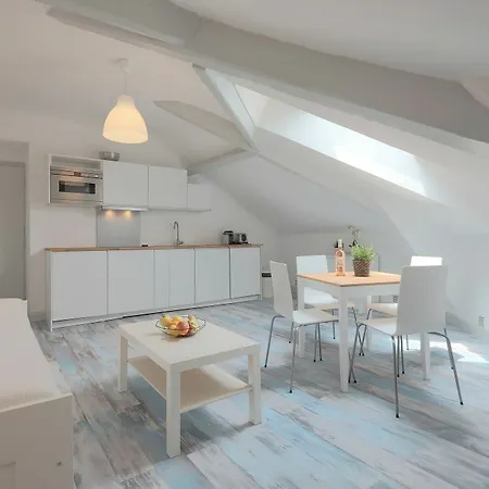 Apartment Steva Rentals- 5 Min De La Et Du Palais Des Festivals *